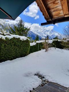 Chalet Spacieux à Chamonix pour 9 – Vue Panoramique Mont-Blanc, Jacuzzi, Jardin & Parking - Chamonix - 6