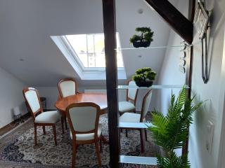 Geräumiges Komfort-Schlafzimmer im Zentrum von Kassel - 1