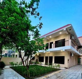 Nature's Nook - Noida - 0