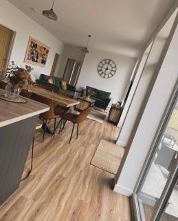 Thrumster Lodges - 3 Luxurious Self Catering Lodges on the NC500, 2 with Hot Tubs - Wick - 3