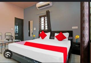 The Crown Hotel - Murthal - 3