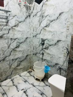 Hotel S V Grand - Varanasi - 2