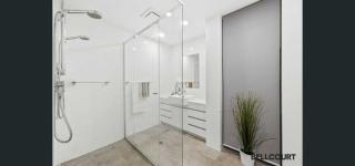 Stylish 2-BR Apartment in the Heart of South Perth - Perth - 7