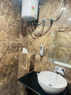 Hotel S V Grand - 7