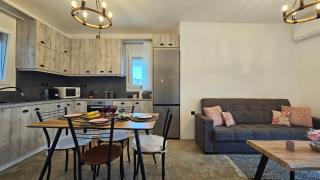 Milobsidian house - 2