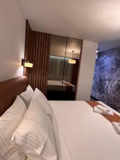 Maxim Apartment with Free Parking - Varna - 4