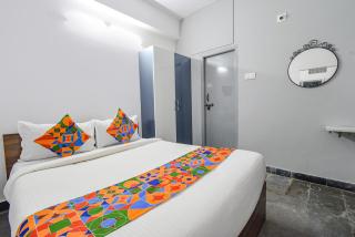 FabHotel VK Luxury Room's - Nr UMCC Shahpur, Jeedimetla - Haiderabad - 1