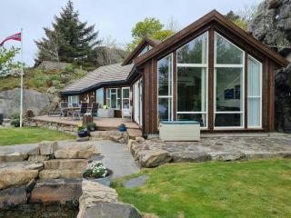 Seaside Cabin With Views Of Nordfjorden - Mandal - 3