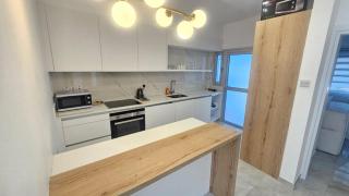 Sea Breeze 3 Bed Frontline Flat - Limassol - 4