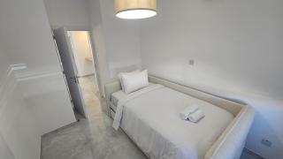 Sea Breeze 3 Bed Frontline Flat - Limassol - 3