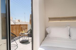 Petit Suite - Emporio Santorini - 8