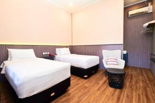 Berlian Abadi Hotel by Sinergi - Banyuwangi - 7