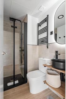 Arturo Soria Stays by Charming - Madrid - 1