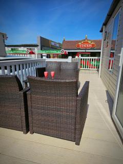 Modern caravan Robin Hood Rhyl - 5