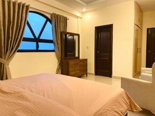Newly furnished 3 Bed Apartment warda Hamna - Islamabad - 5