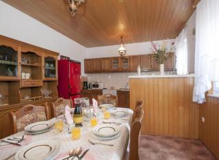 Apartment Ksenija - Two Bedroom Apartment with Three Balconies and Sea View ST - Supetar - 5