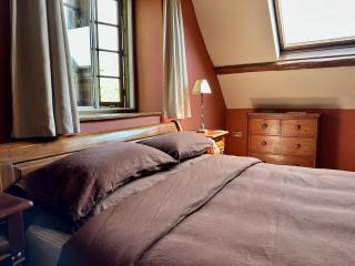 The Old Forge B&B and Glamping - Compton Abbas - 8