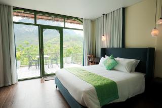 Bamboo Hill Resort - 4