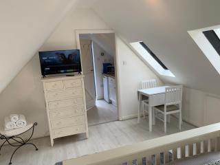 Hewarts Lodge, Brand New Property, 1 Mile From The Beach, 15 Minutes From All Goodwood Events - Upwaltham - 1