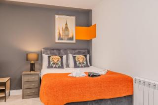 Morden Studio Flat Next To Beach Sleep 5 - 9