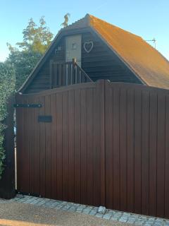 Hewarts Lodge, Brand New Property, 1 Mile From The Beach, 15 Minutes From All Goodwood Events - Upwaltham - 6