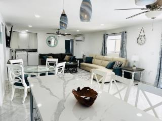 Caribbean Breeze- 4 Bedroom- 4 ensuite bathrooms - Oranjestad - 2