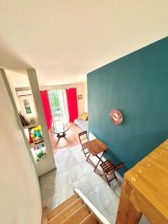 Charming Apartment in Historical Building with SmartTV - Tbilisi - 3