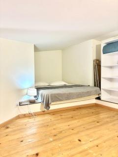 Charming Apartment in Historical Building with SmartTV - Tbilisi - 2