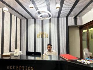 HOTEL OSTRIA - Surat - 0