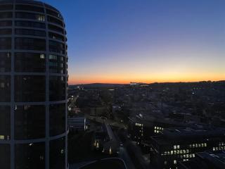 Sky park-20th Floor sunset views - parking - 6
