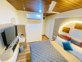 Hotel RV Residency - Ahmedabad - 8