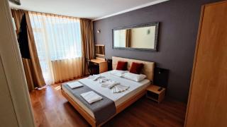 Favorit Aparthotel - Sunny Beach - 2