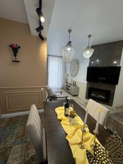 Modern 2-Bedroom Home in Central Tbilisi - Tbilisi - 9