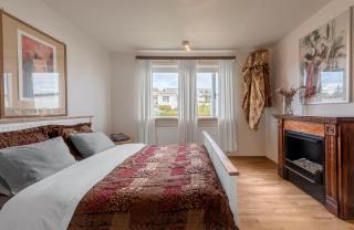 Art & Nature Retreat in Iceland - The Crib Rocks - Borgarnes - 6