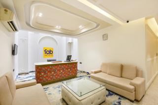 FabHotel Prime Siya Residency - Nr Karkardooma Metro Station - Neu-Delhi - 4