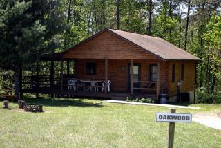 Charming Log Cabin with a Fire Pit in the Woods near Lake Logan in Ohio - Logan - 9