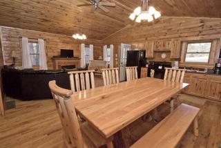 Charming Log Cabin with a Fire Pit in the Woods near Lake Logan in Ohio - Logan - 3