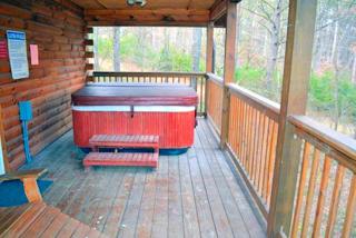 Cozy Log Cabin near Hocking Hills State Park, Ohio - Logan - 9