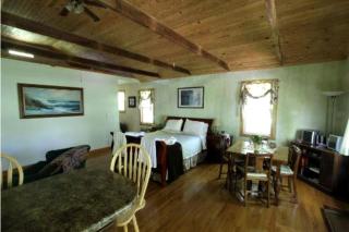 Romantic Rental for Honeymoons near Milwaukee, Wisconsin - Franklin - 0
