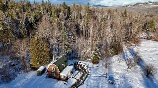 Lovingly Restored Historic Cottage in Adirondack Mountains, New York - North River - 9