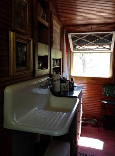 Lovingly Restored Historic Cottage in Adirondack Mountains, New York - North River - 4