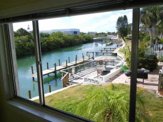 Casey Key 2-Bedroom Bay View - 7