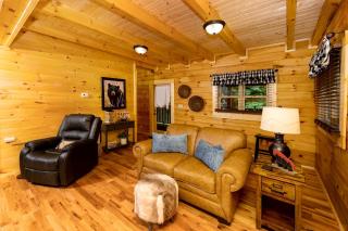 Smoky Bear - Sevierville - 7