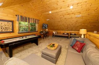 Smoky Bear - Sevierville - 2