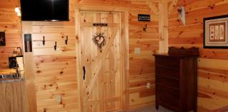 Vacation Rental for Things to Do in Rocky Gap State Park - Flintstone - 3