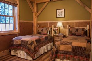 Cozy Vermont Cabin Rental Overlooking the Green Mountains - Middlebury - 3