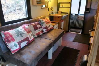 Modern Tiny House with Ski Access in Bennington, New Hamsphire - Bennington - 7