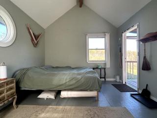 Cozy Eco-Glamping Cabin near Ann Arbor for Yoga and Swimming - - 5
