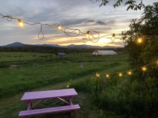 Rustic Bell Tent on Working Farm in New York with Views of the Adirondacks - Westport - 3