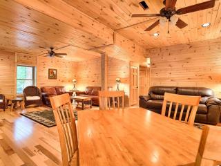 Elegant Cabin Rental on 53 Private Acres near Raystown Lake in Pennsylvania - Huntingdon - 7